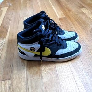 Nike Men's Go the Extra Smile size 8.5